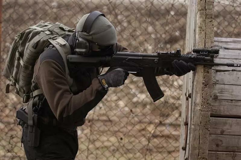 DE1 Slant Mount &ndash; Dark Earth