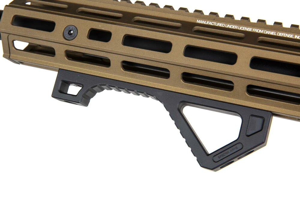  Specna Arms Daniel Defense&reg; RIS III 10.5&#039;&#039; SA-P27 PRIME&trade; Aster II ETU carbine with Chaos Bronze brushless motor