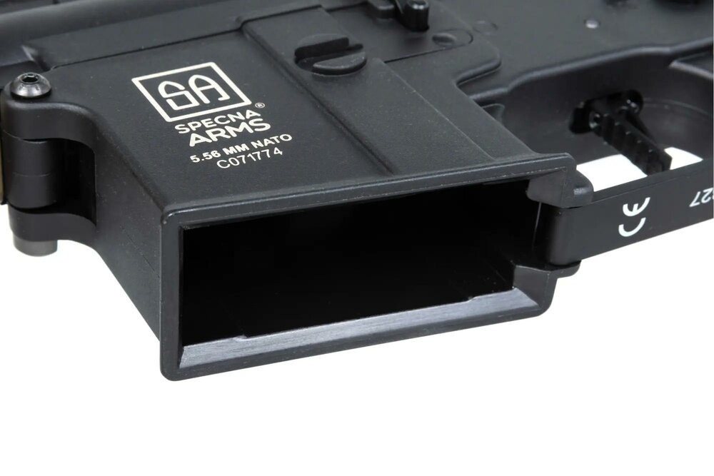 Specna Arms SA-C08 CORE&trade; HAL ETU&trade; Gen.2 Half-Tan airsoft Carbine