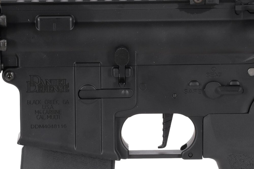 SPECNA ARMS Daniel Defense&reg; RIS III 10.5&#039;&#039; SA-E27 EDGE&trade; HAL 2&trade; ETU Gen. 2 Black