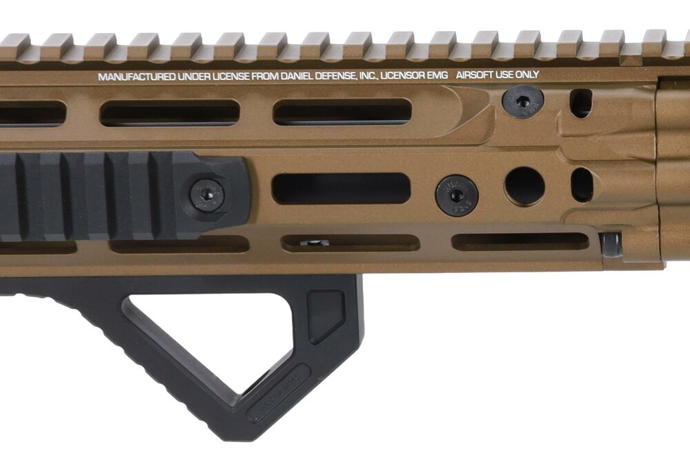 SPECNA ARMS Daniel Defense&reg; RIS III 10.5&#039;&#039; SA-E27 EDGE&trade; HAL 2&trade; ETU Gen. 2 Chaos Bronze 