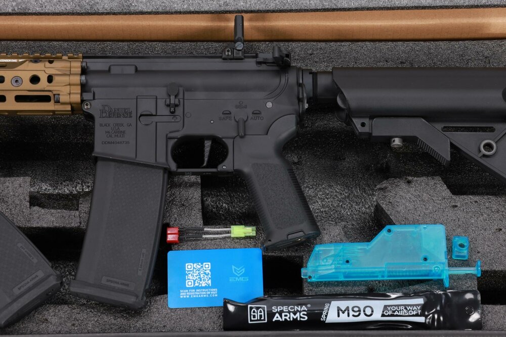 SPECNA ARMS Daniel Defense&reg; RIS III 10.5&#039;&#039; SA-E27 EDGE&trade; HAL 2&trade; ETU Gen. 2 Chaos Bronze 