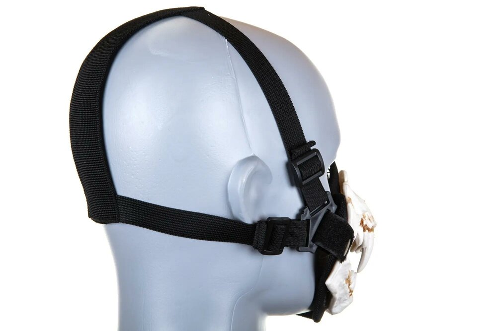WoSport Stalker Fangs Mask Standard White